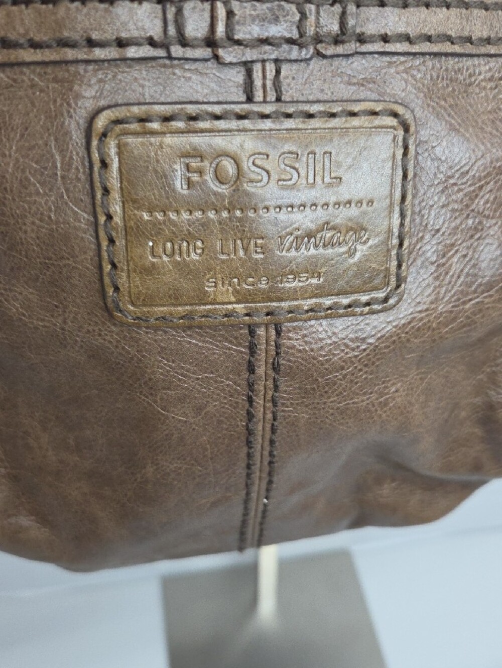 Vintage Fossil Brown Leather Shoulder Bag - Picture 9 of 11